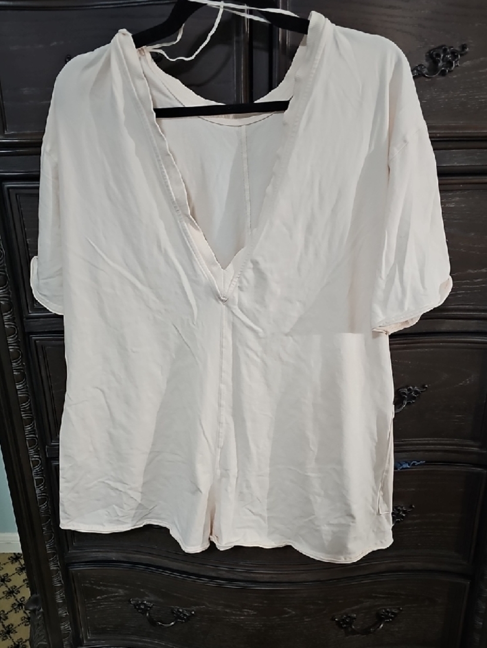 Free People Light Cream V-Neck Short Sleeve Jumpsuit Romper
